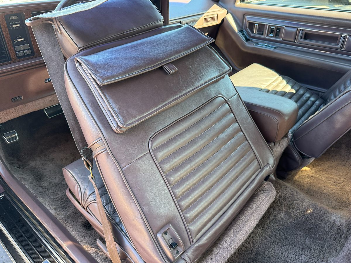 1989 Cadillac Eldorado - Photo 26