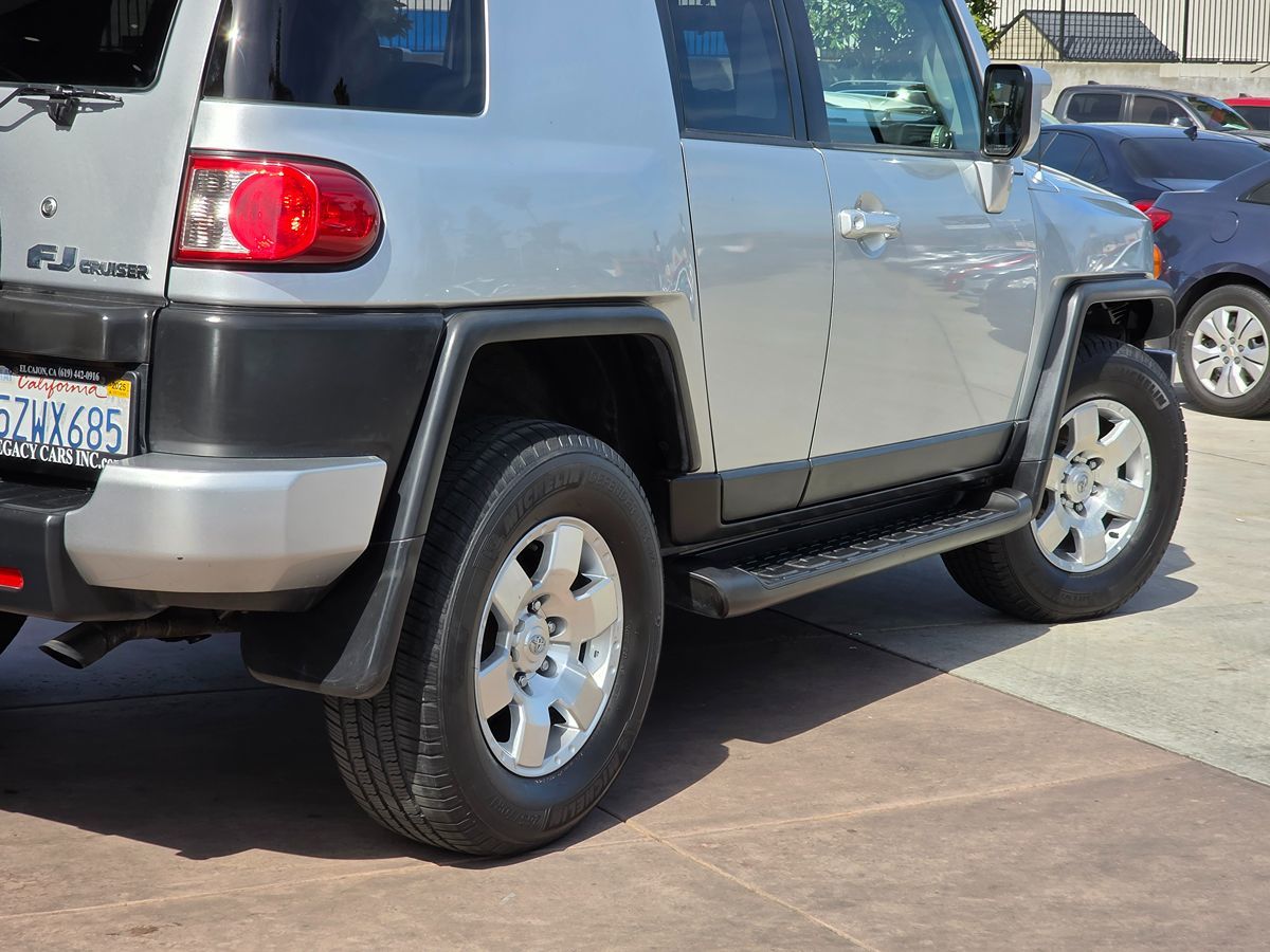 Sold 2007 Toyota FJ Cruiser in El Cajon