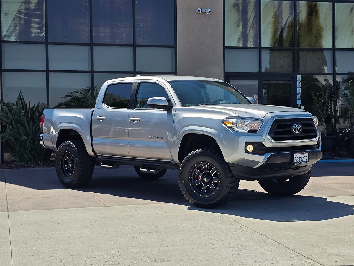 2020 Toyota Tacoma SR5 photo 3