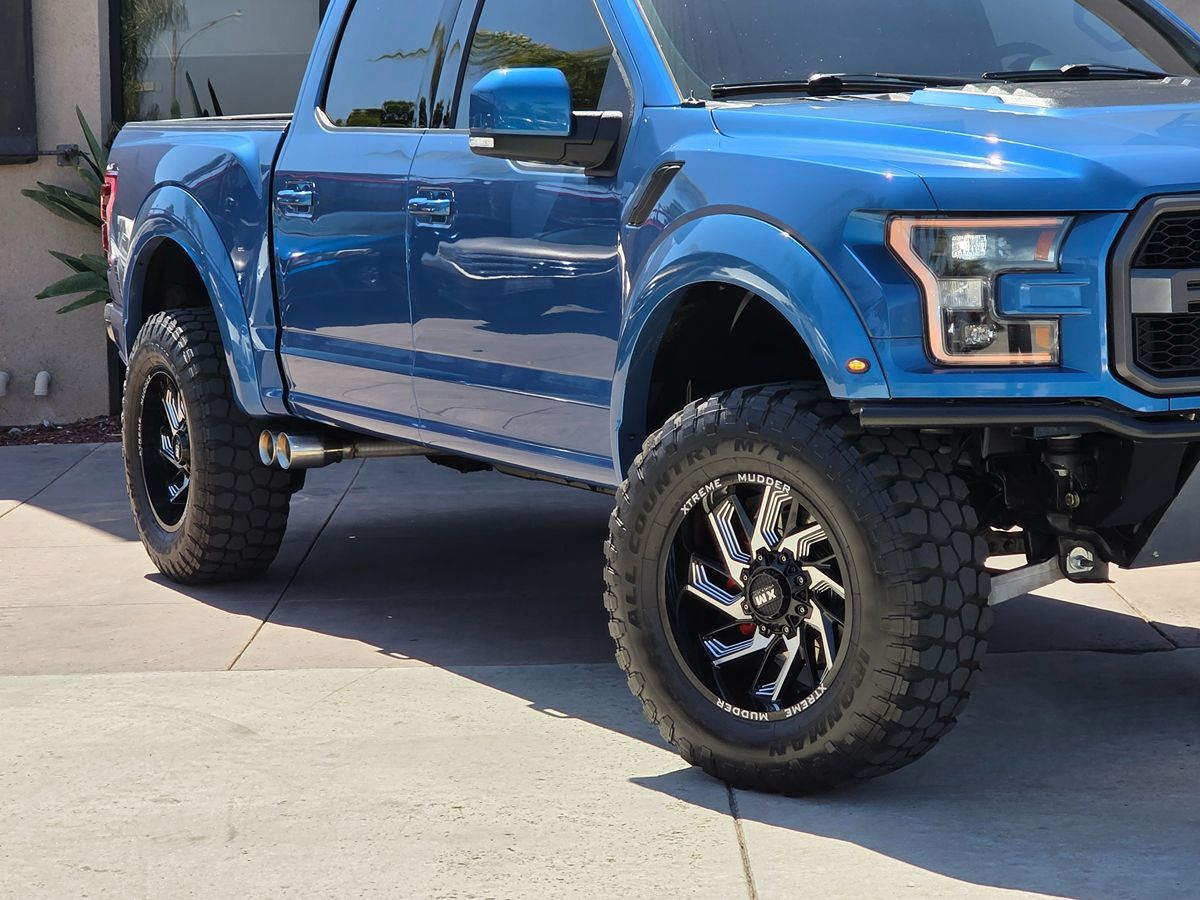 2019 Ford F-150 Raptor photo 4