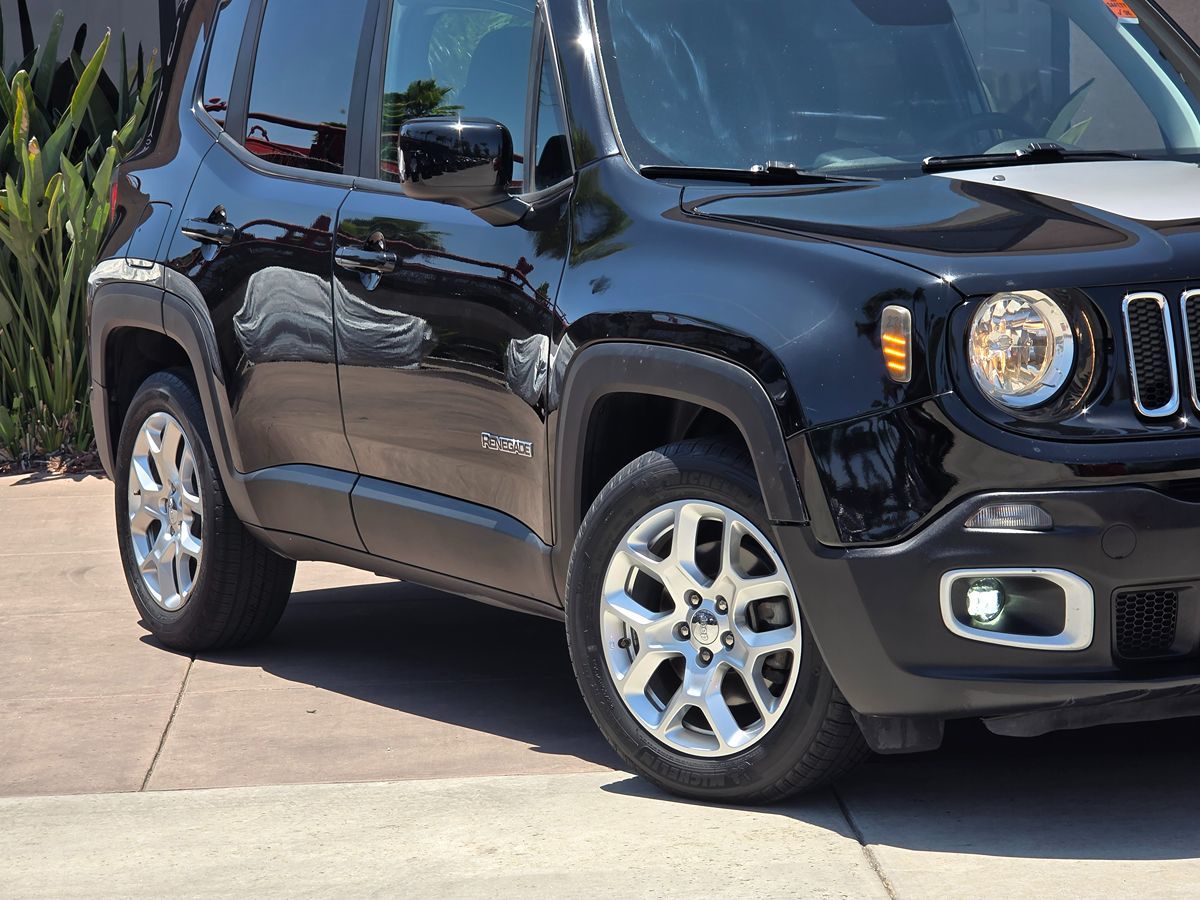 2018 Jeep Renegade Latitude North Edition photo 4