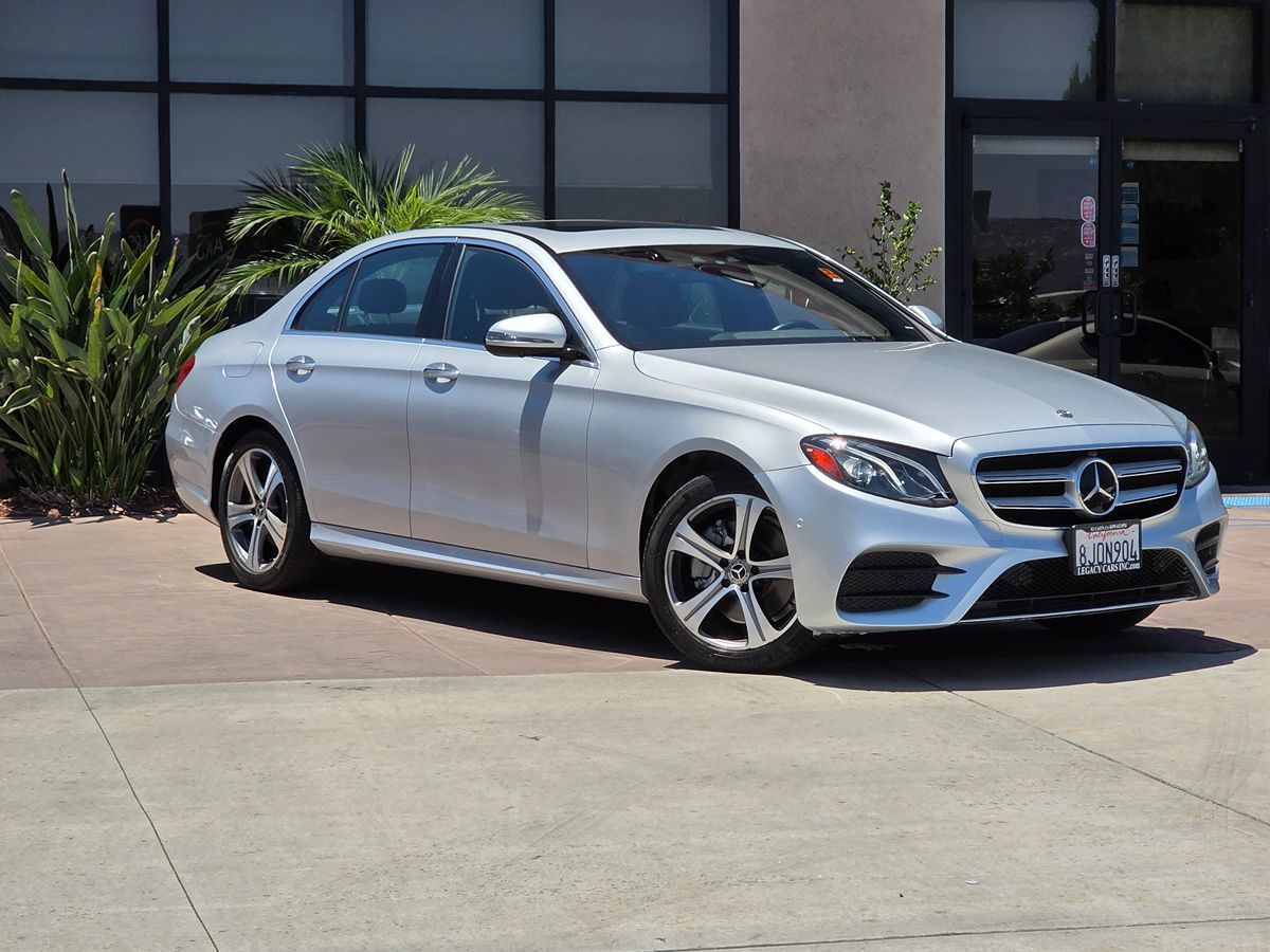2019 Mercedes Benz E 300 photo 2