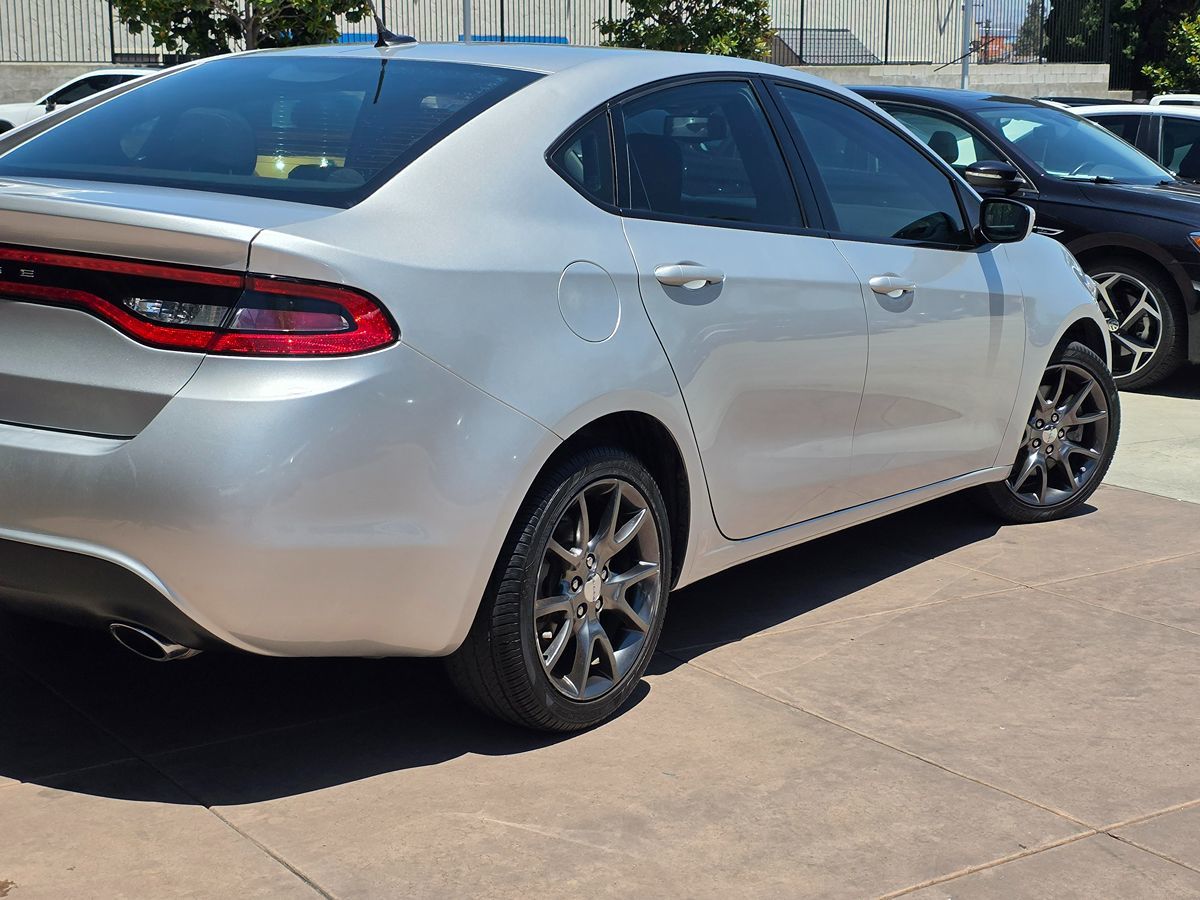 2013 Dodge Dart SXT photo 12
