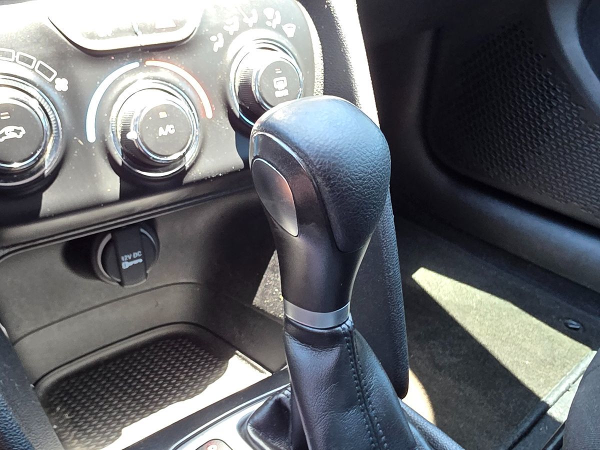 2013 Dodge Dart SXT photo 31