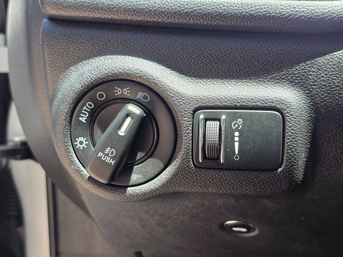 2013 Dodge Dart SXT photo 37