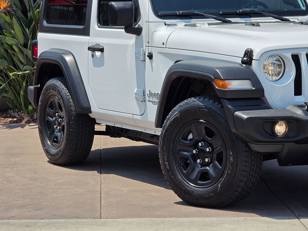 2020 Jeep Wrangler Sport photo 4