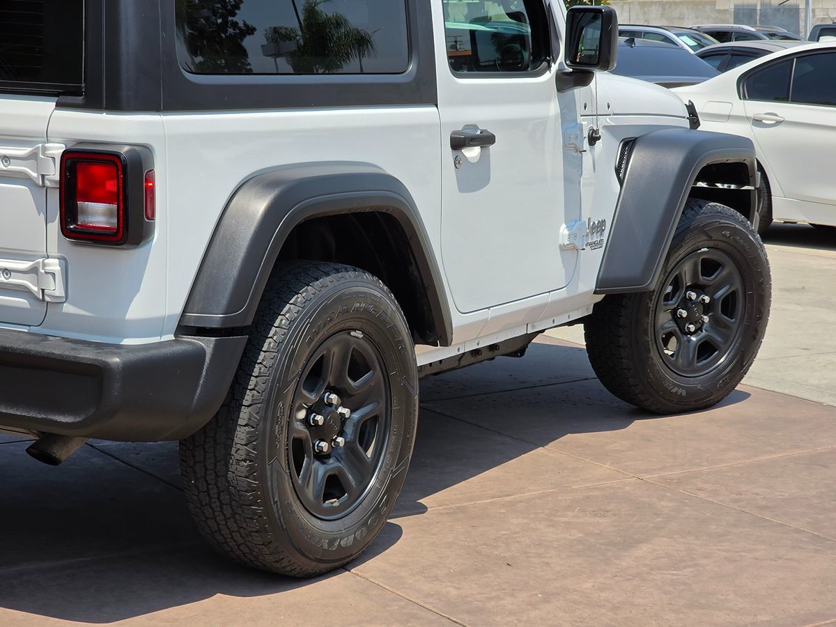 2020 Jeep Wrangler Sport photo 12