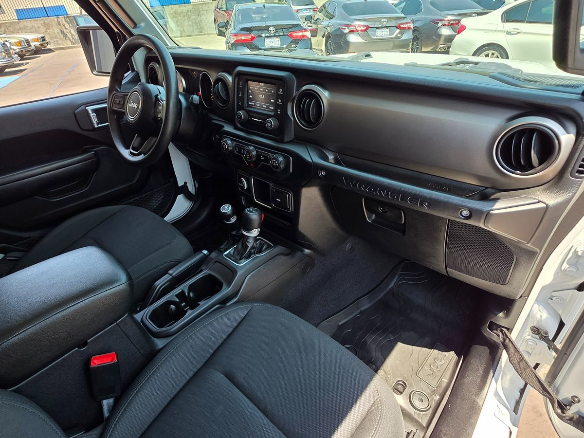 2020 Jeep Wrangler Sport photo 15