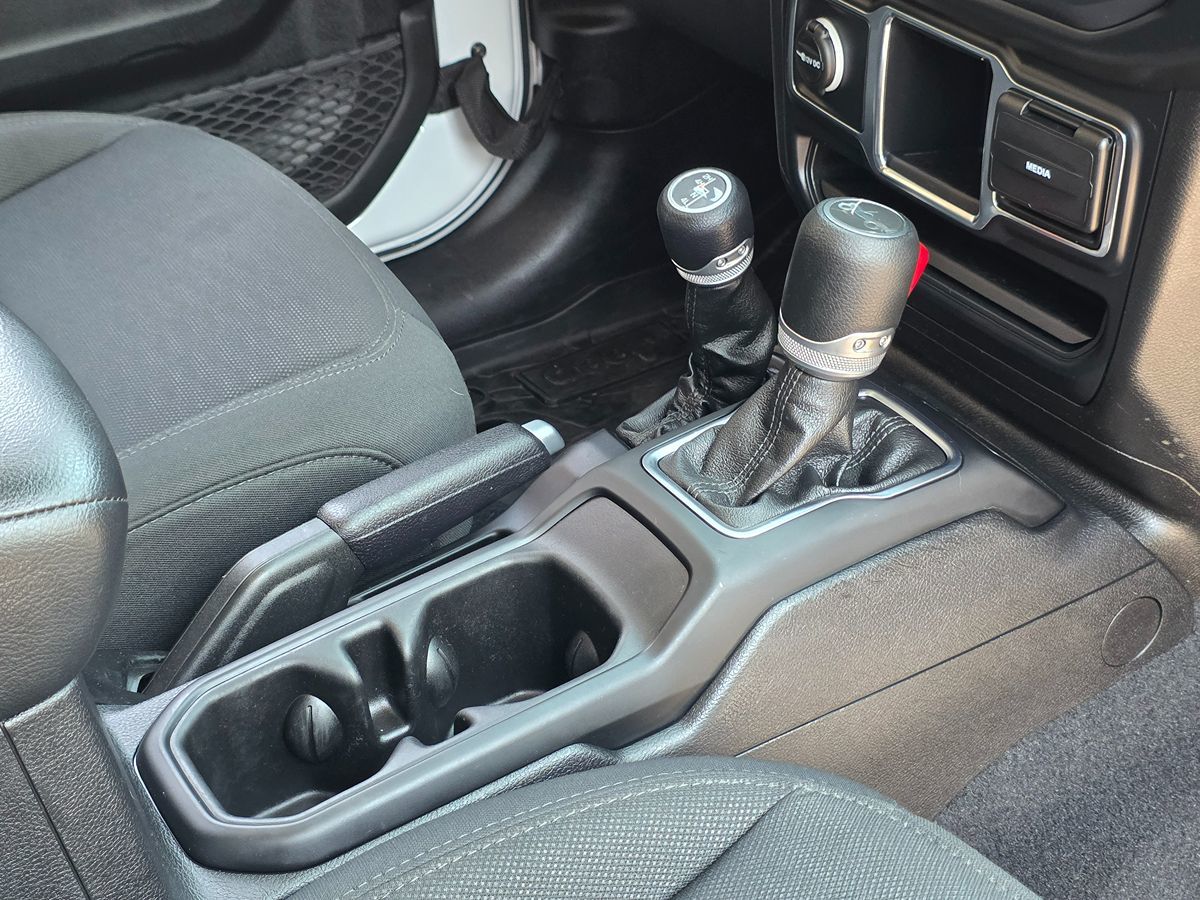2020 Jeep Wrangler Sport photo 17