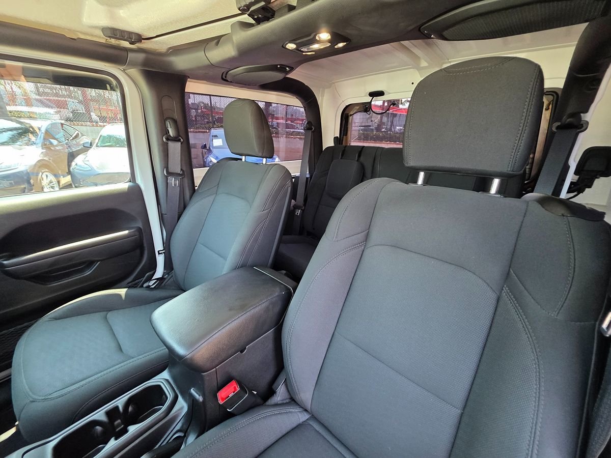 2020 Jeep Wrangler Sport photo 25