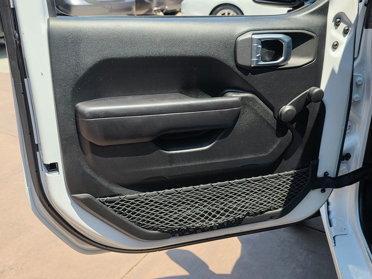2020 Jeep Wrangler Sport photo 28