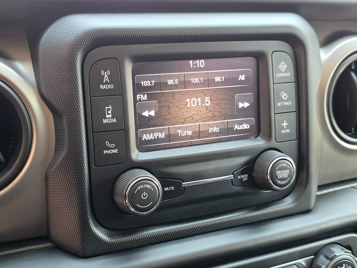 2020 Jeep Wrangler Sport photo 33