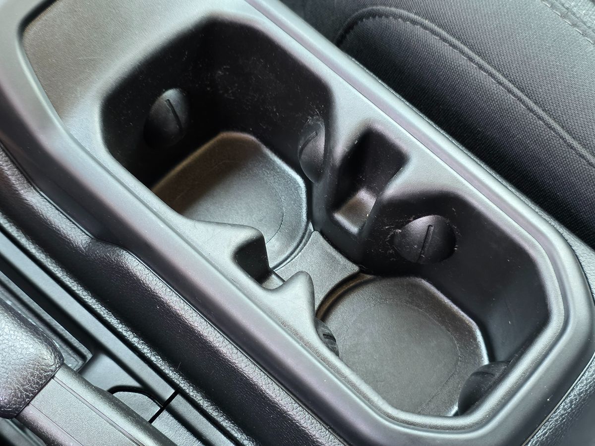 2020 Jeep Wrangler Sport photo 37
