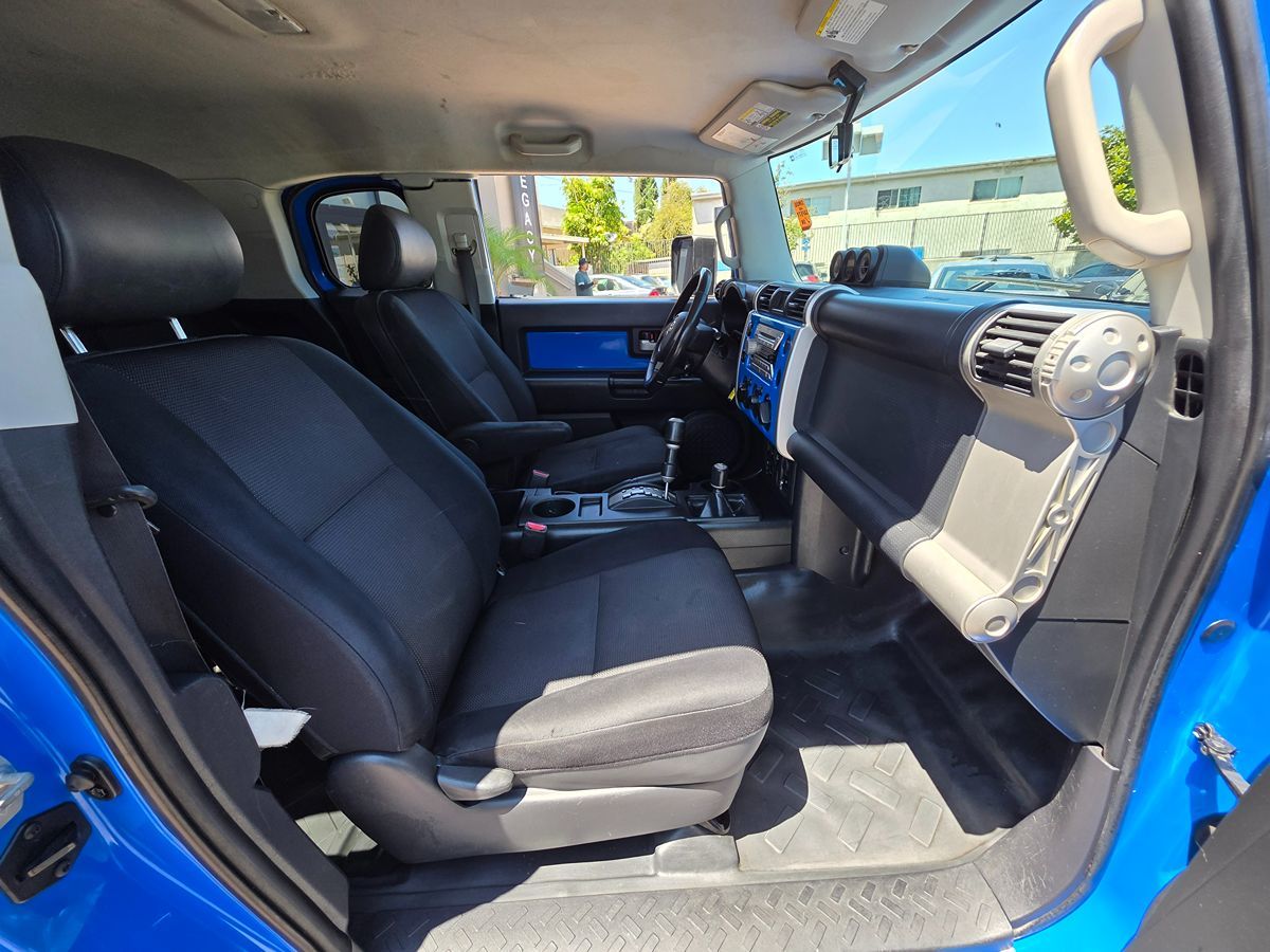 2007 Toyota FJ Cruiser Base photo 16