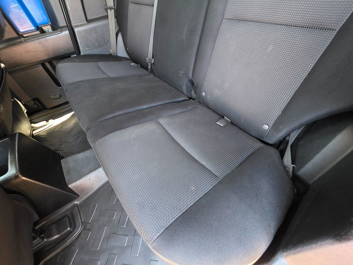 2007 Toyota FJ Cruiser Base photo 26