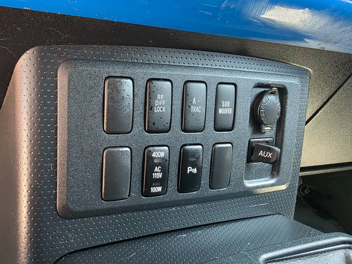 2007 Toyota FJ Cruiser Base photo 33