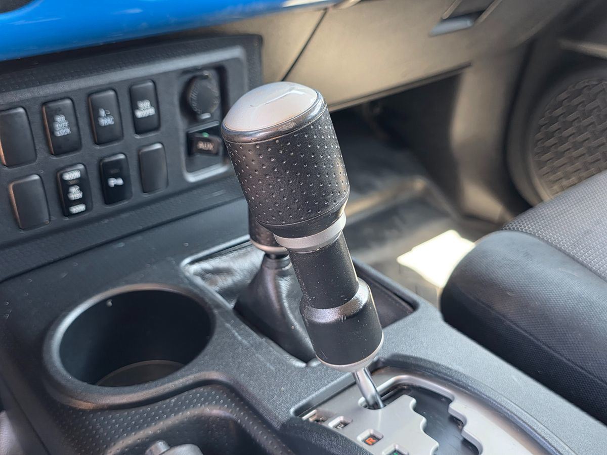 2007 Toyota FJ Cruiser Base photo 34