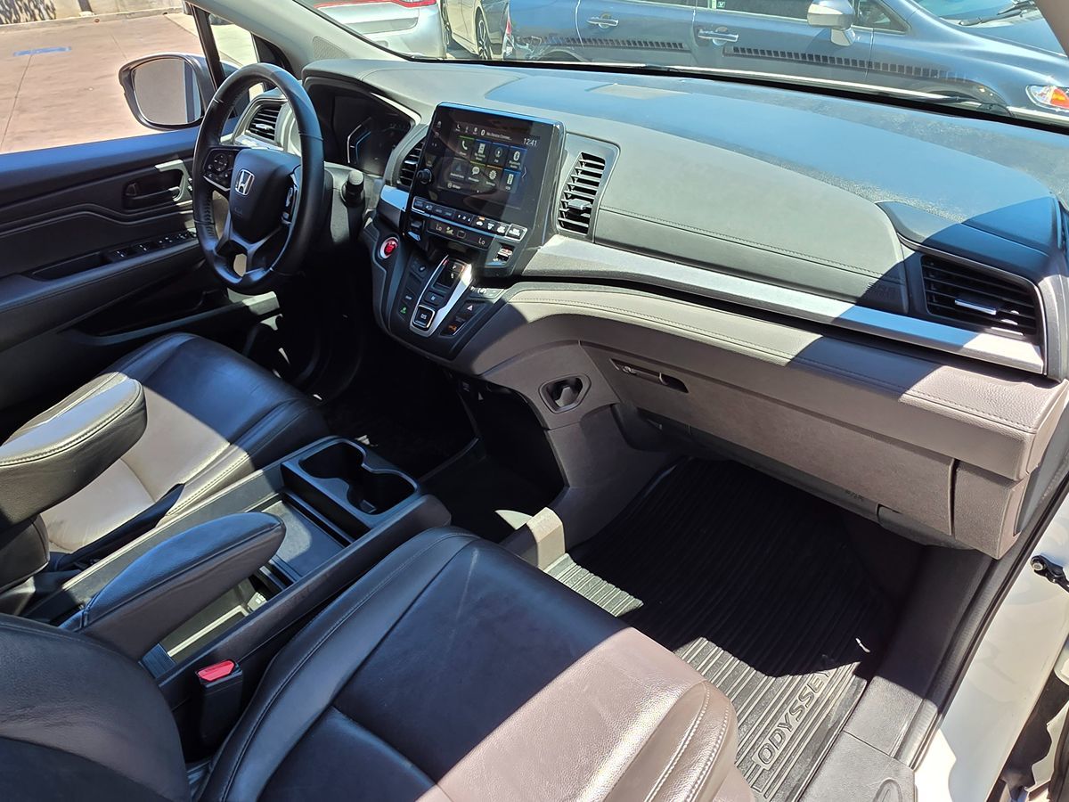 2019 Honda Odyssey EX-L photo 16