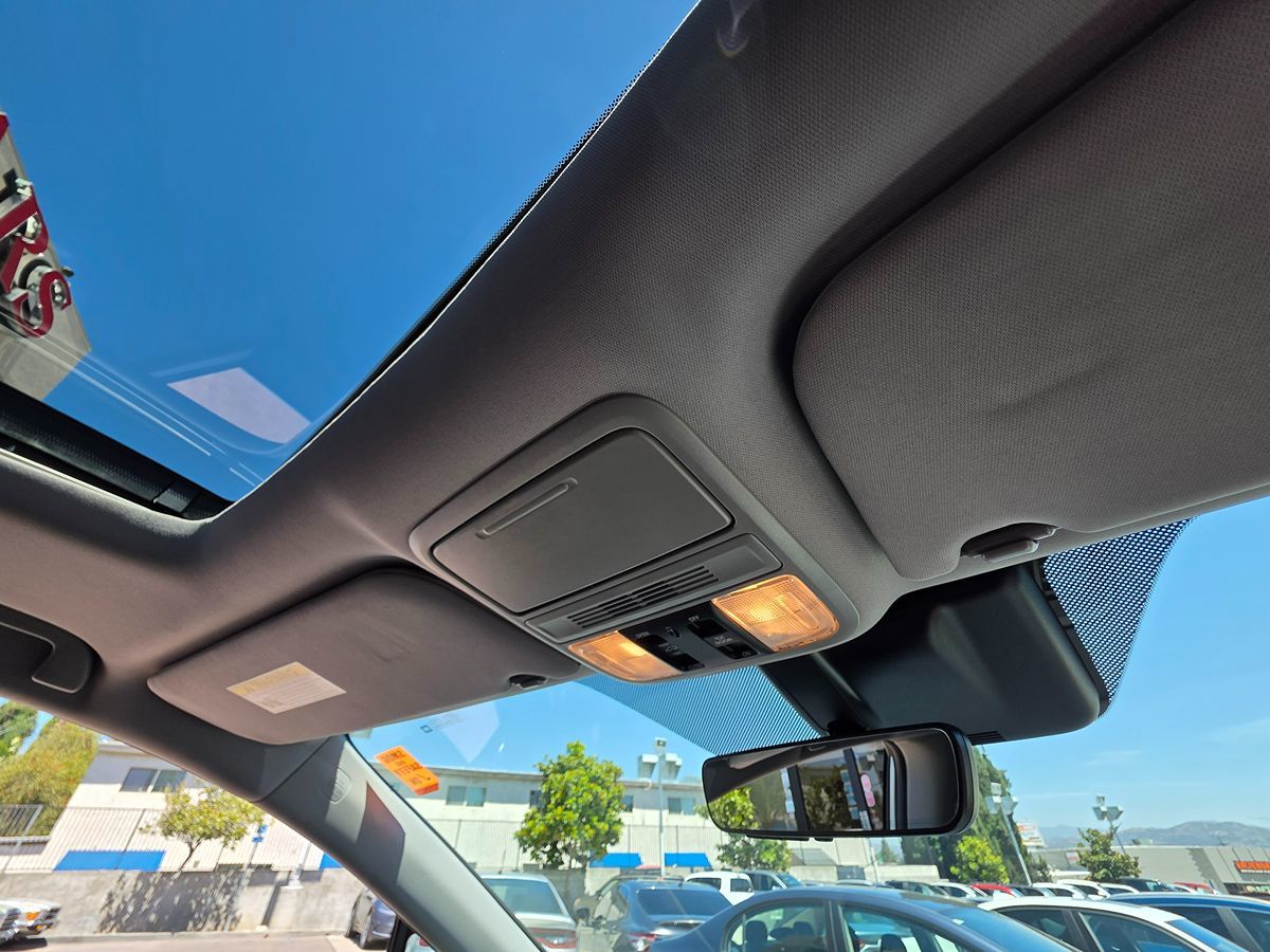 2019 Honda Odyssey EX-L photo 19