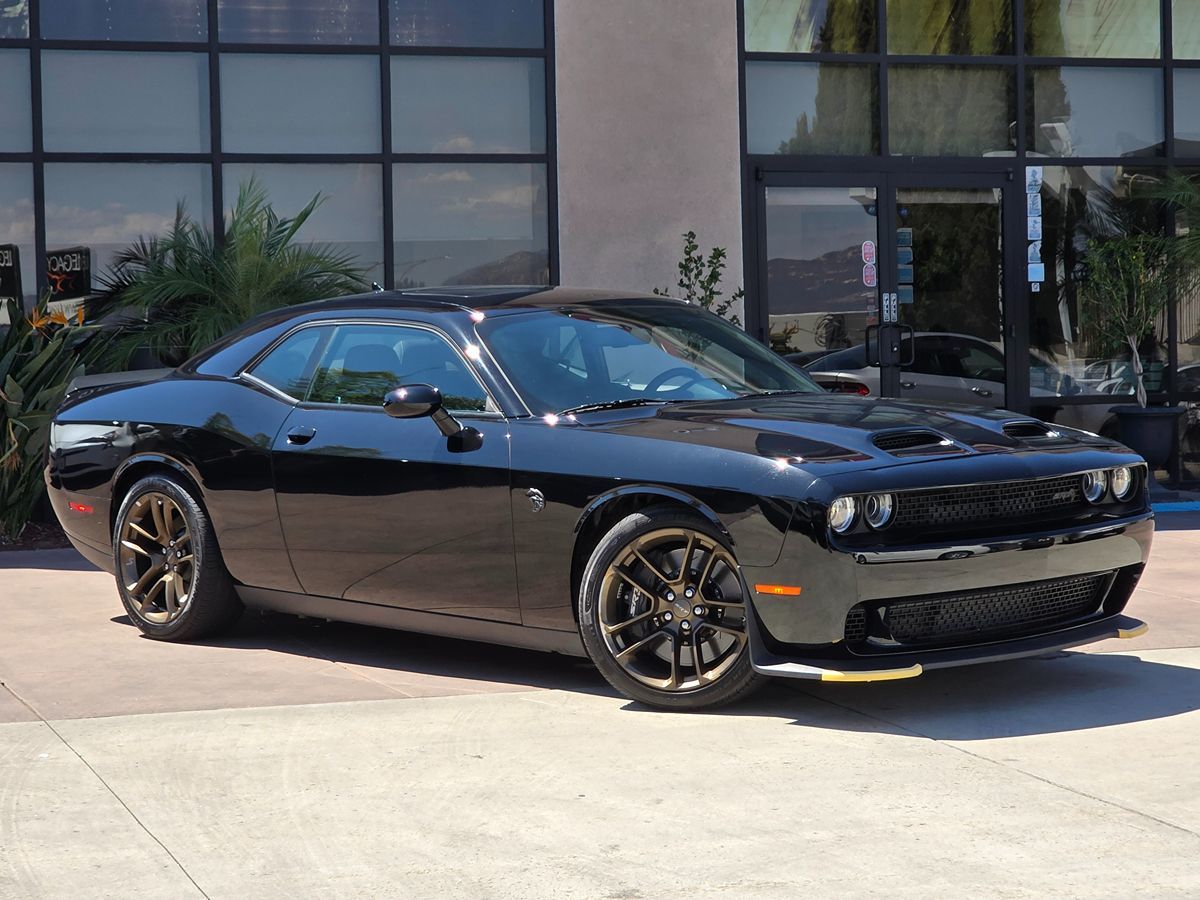 2023 Dodge Challenger SRT8 Hellcat photo 2