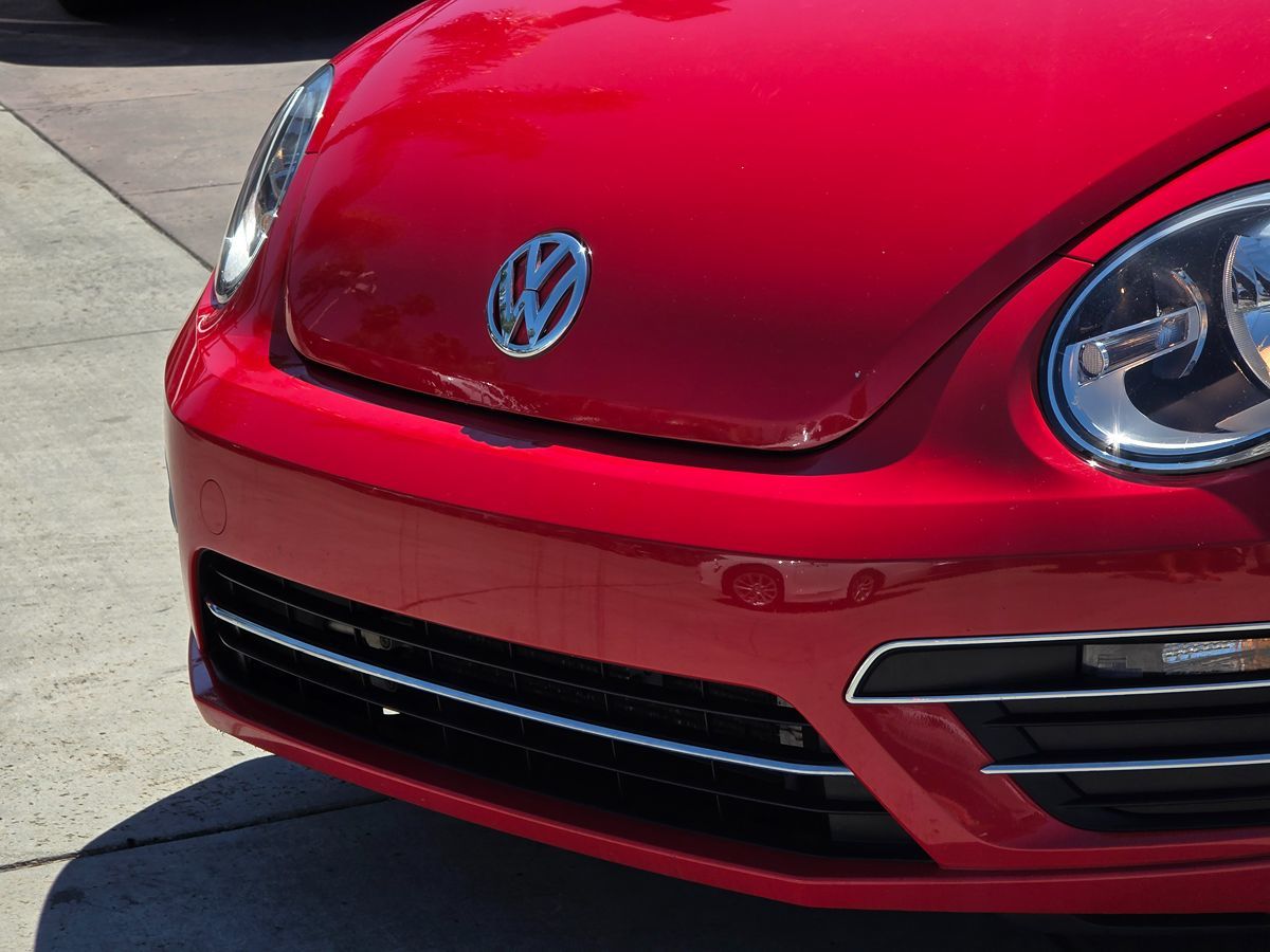 2017 Volkswagen Beetle 1.8T SE photo 8