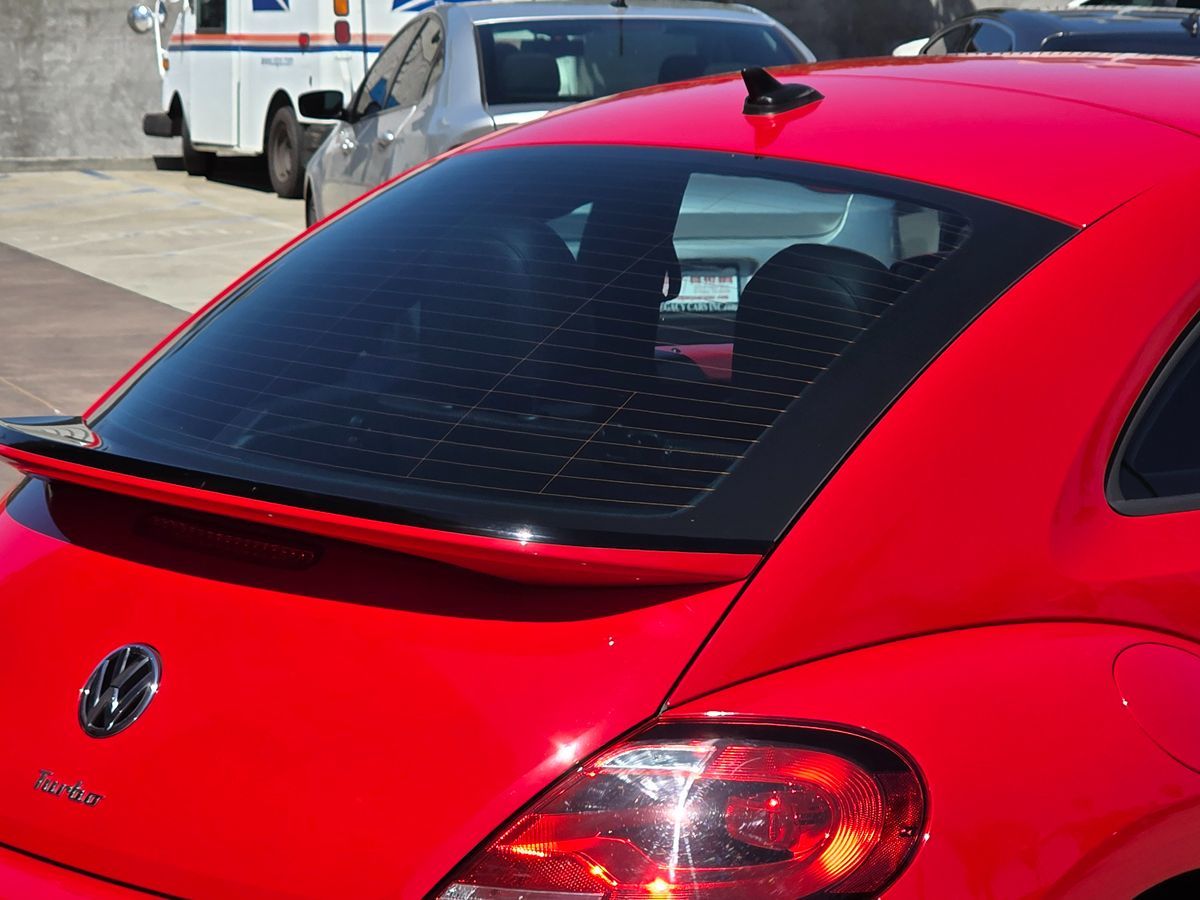 2017 Volkswagen Beetle 1.8T SE photo 13