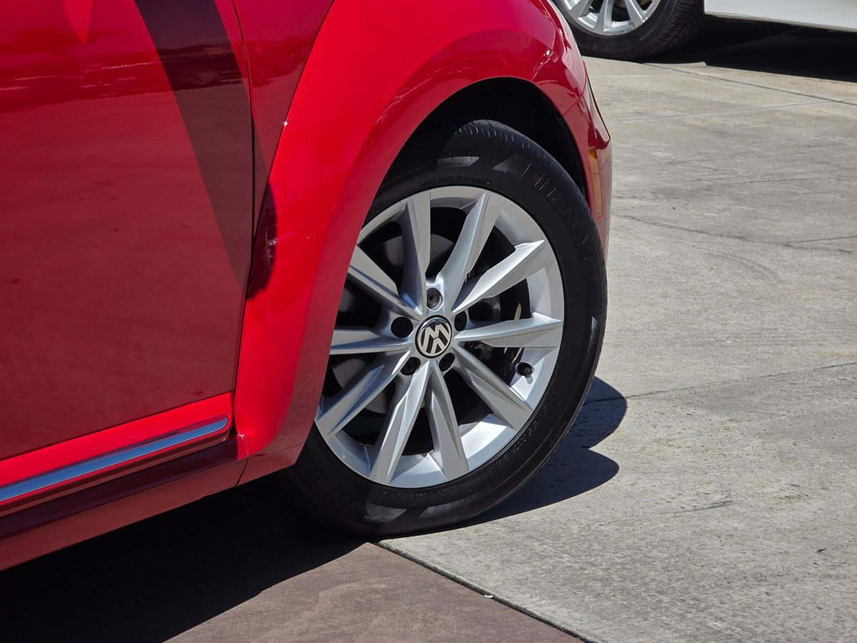 2017 Volkswagen Beetle 1.8T SE photo 14