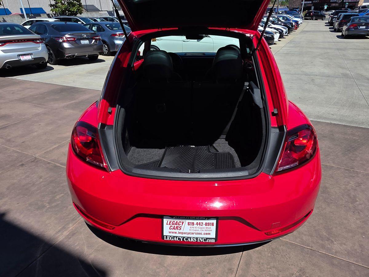 2017 Volkswagen Beetle 1.8T SE photo 18