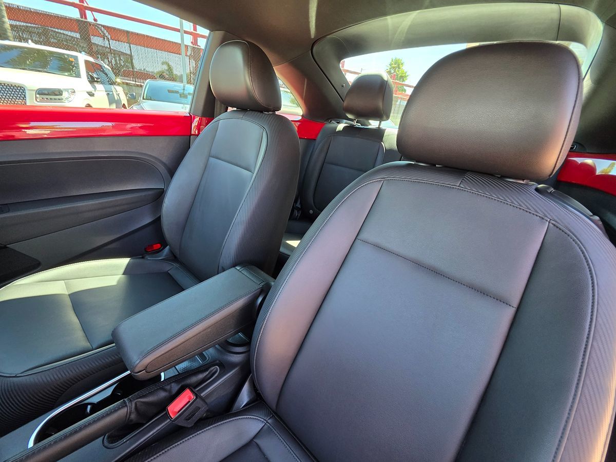 2017 Volkswagen Beetle 1.8T SE photo 22