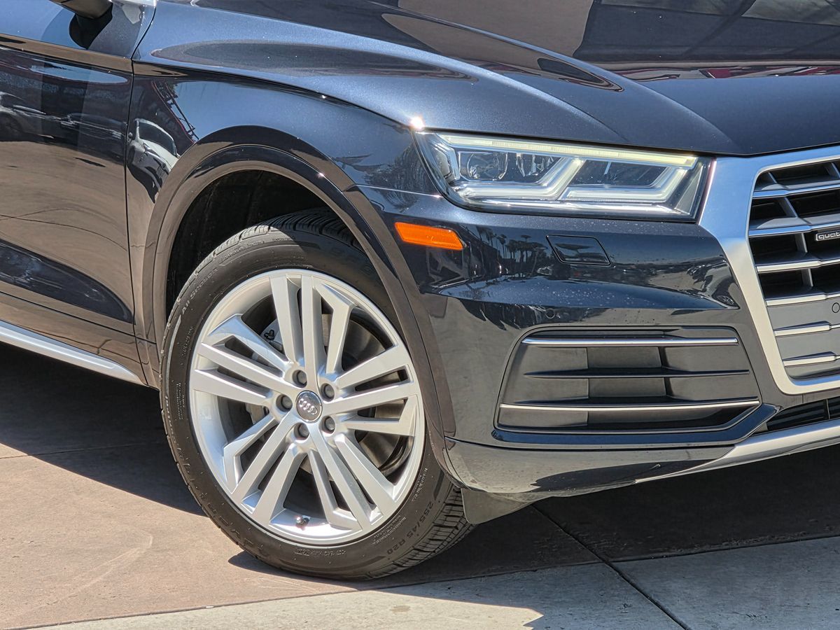 2019 Audi Q5 Premium Plus photo 2