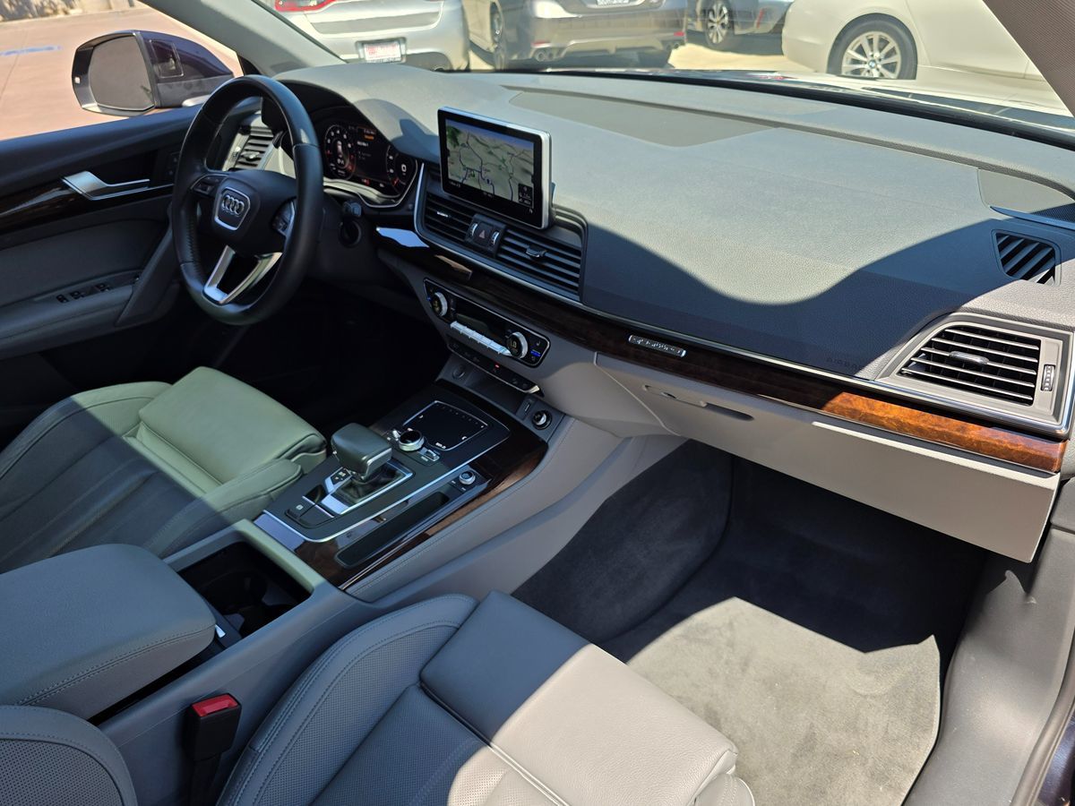 2019 Audi Q5 Premium Plus photo 13