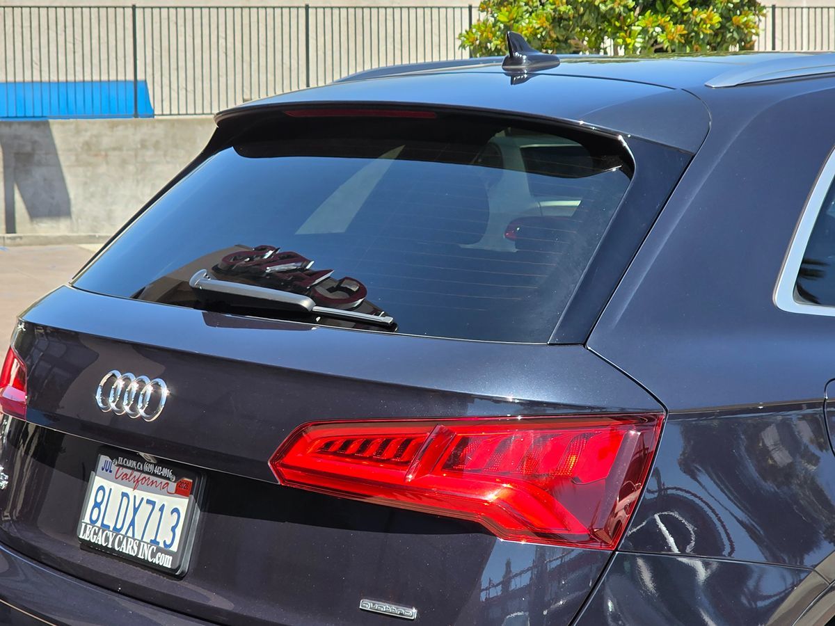 2019 Audi Q5 Premium Plus photo 11