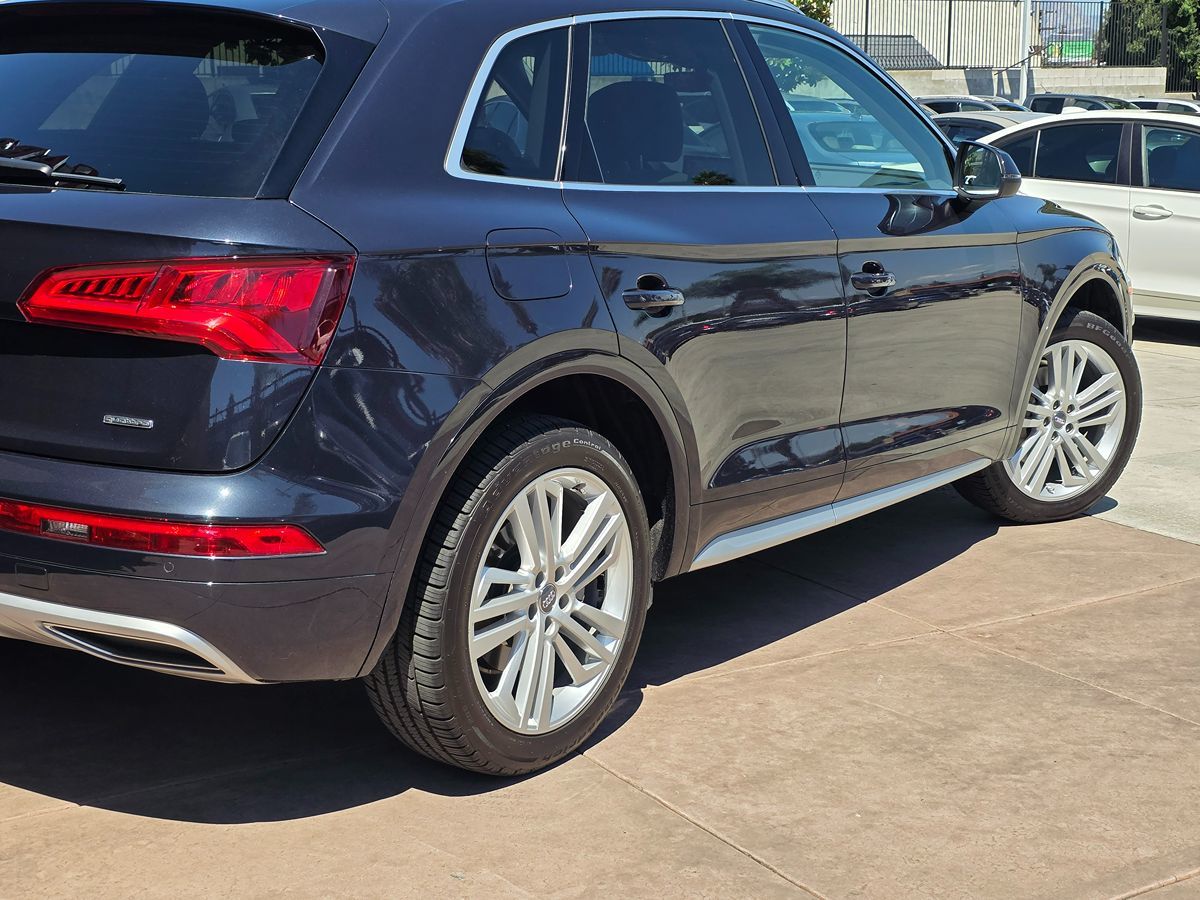 2019 Audi Q5 Premium Plus photo 10