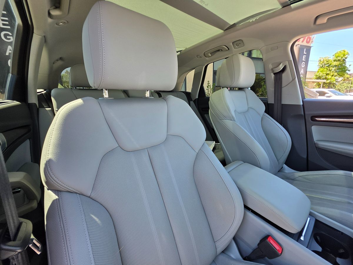 2019 Audi Q5 Premium Plus photo 15