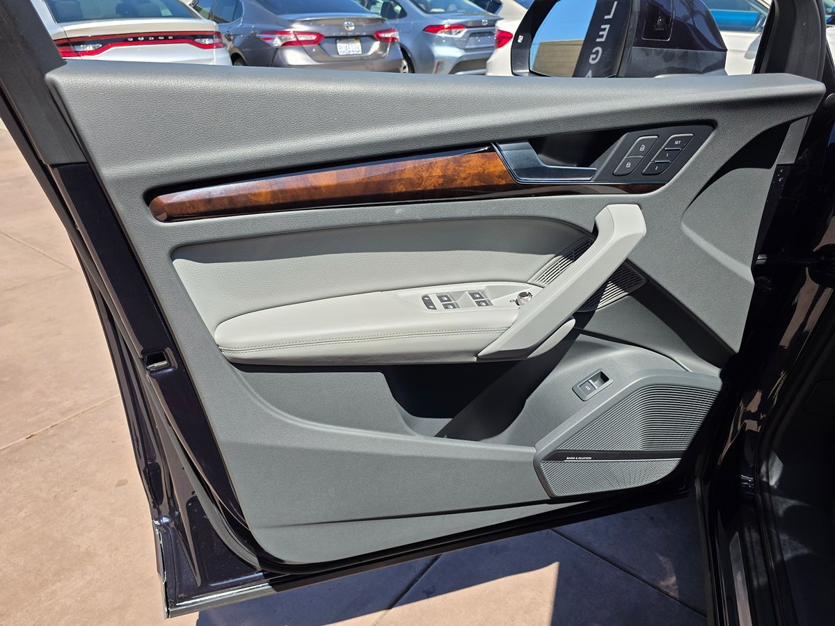 2019 Audi Q5 Premium Plus photo 27