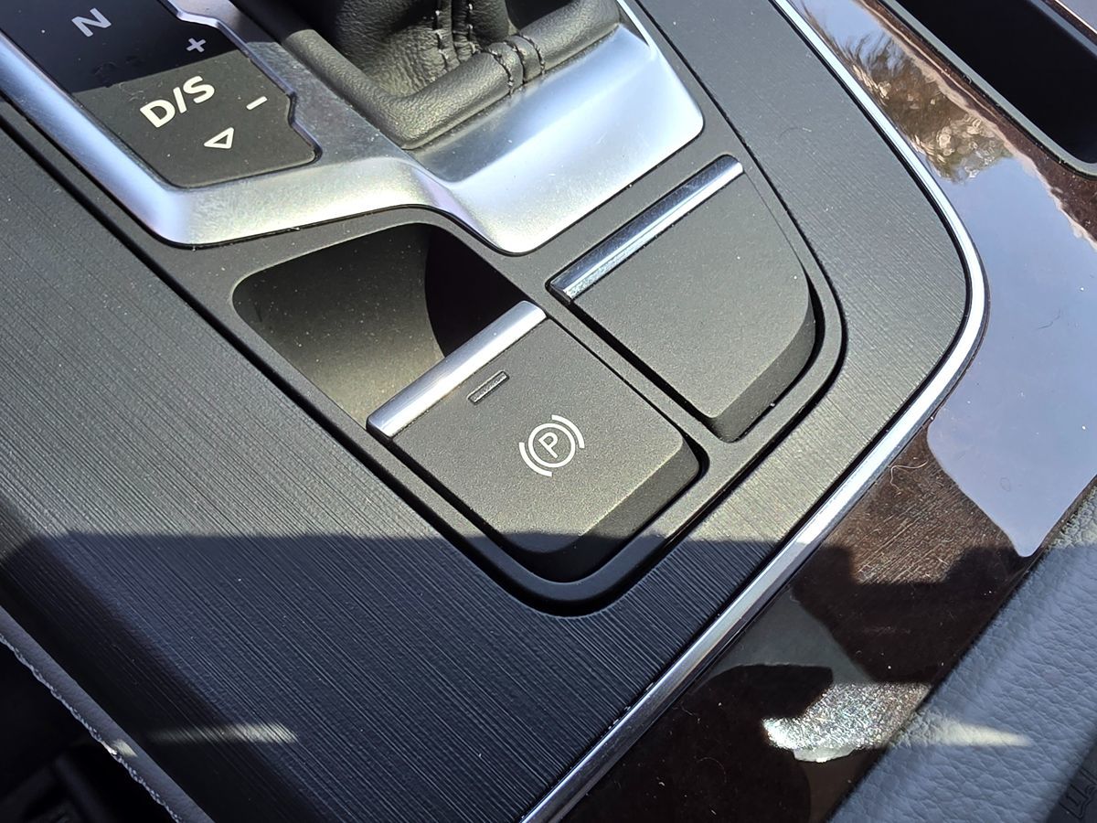 2019 Audi Q5 Premium Plus photo 42