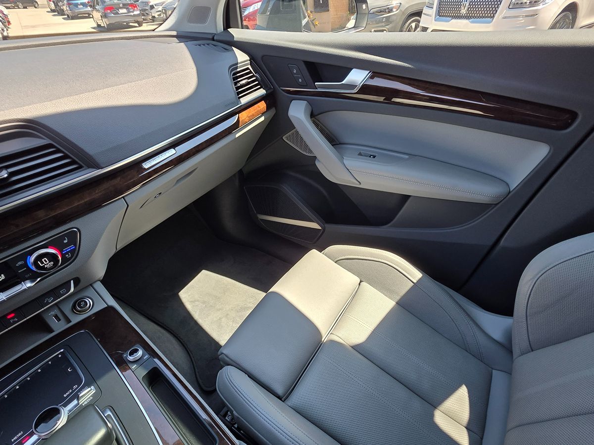 2019 Audi Q5 Premium Plus photo 46