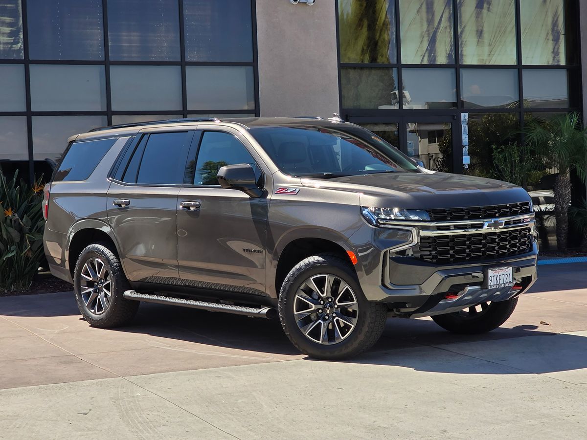 2021 Chevrolet Tahoe Z71 photo 2