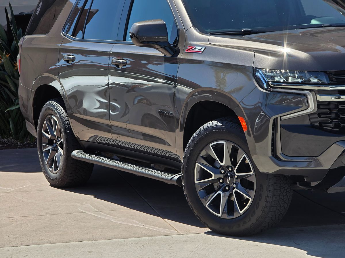 2021 Chevrolet Tahoe Z71 photo 3