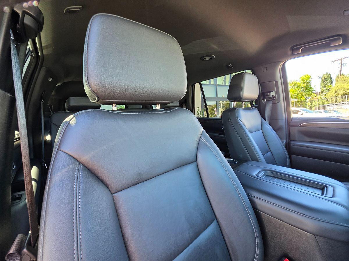2021 Chevrolet Tahoe Z71 photo 17