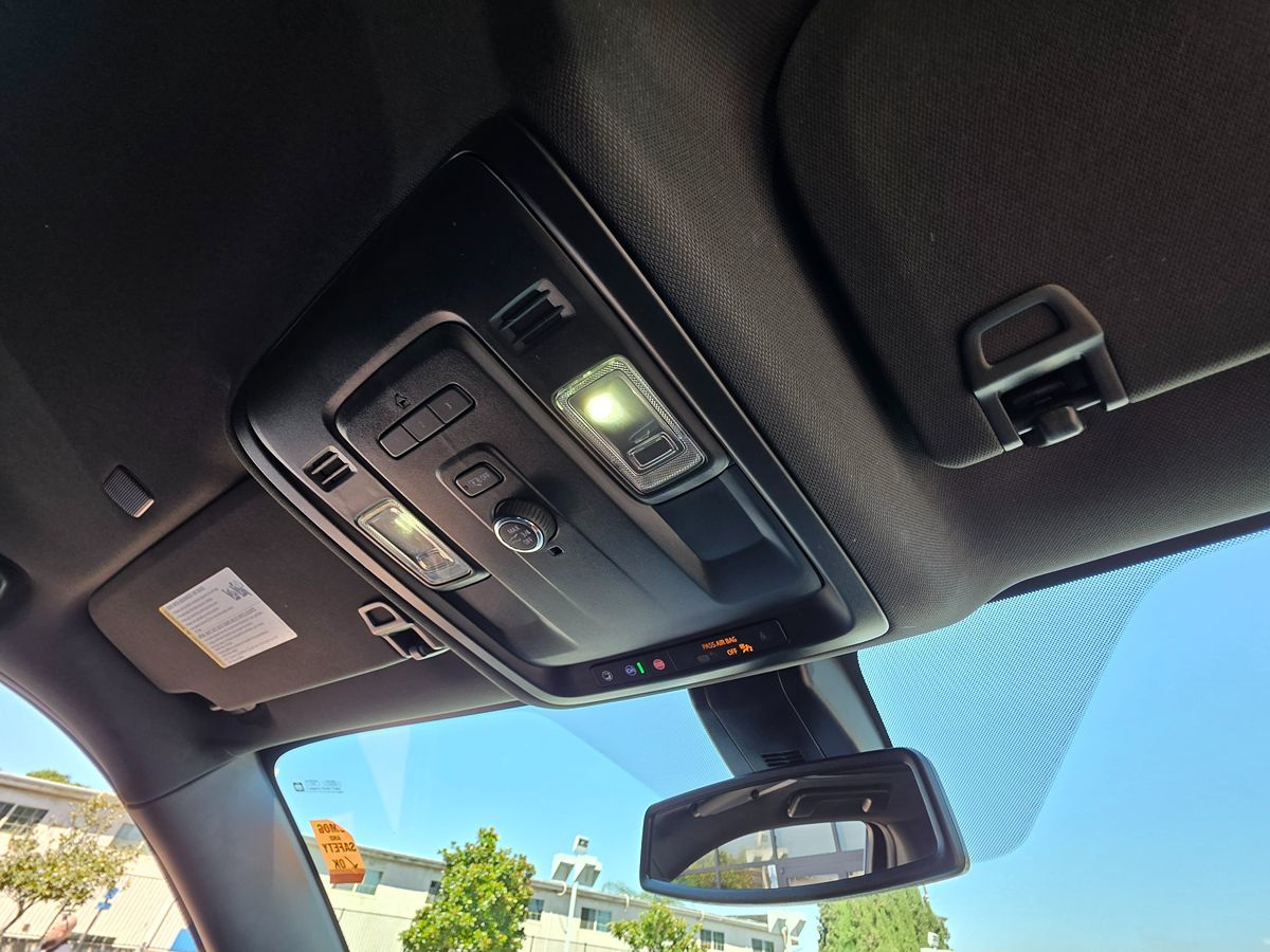 2021 Chevrolet Tahoe Z71 photo 18