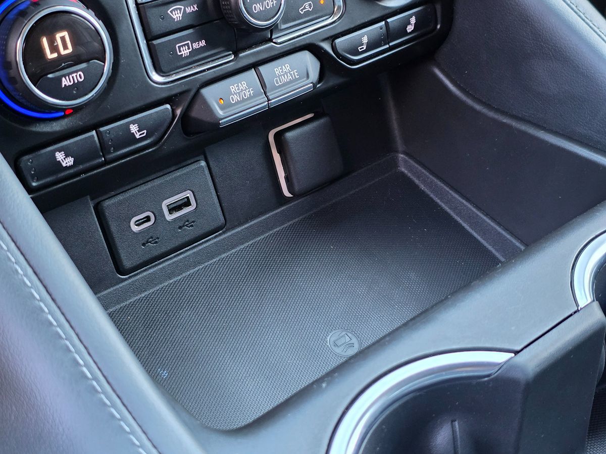2021 Chevrolet Tahoe Z71 photo 41