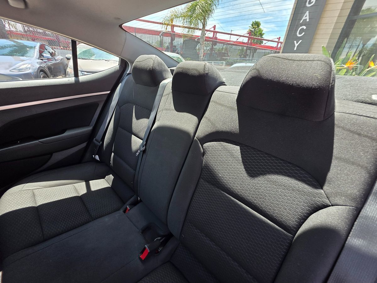 2020 Hyundai Elantra Value Edition photo 26