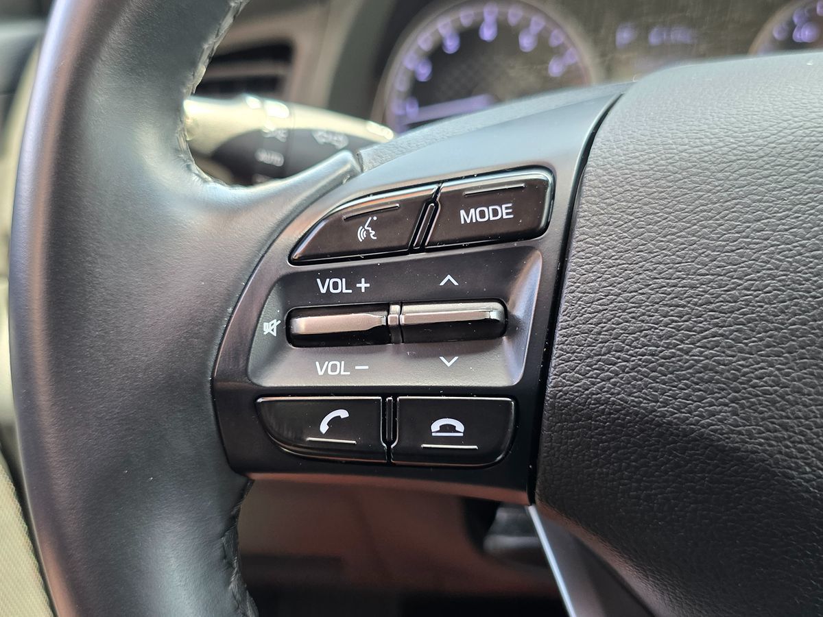 2020 Hyundai Elantra Value Edition photo 31