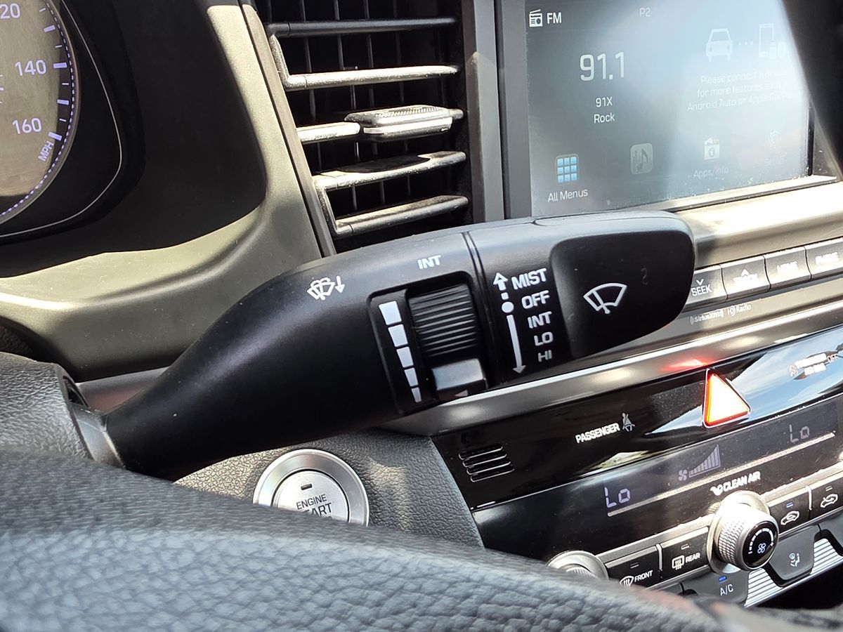 2020 Hyundai Elantra Value Edition photo 42
