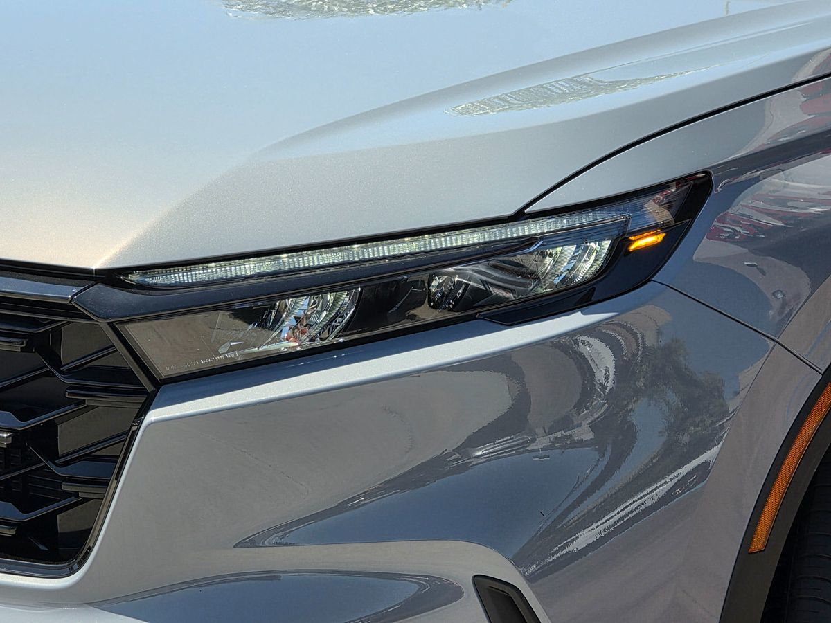 2023 Honda CR-V Hybrid Sport photo 6