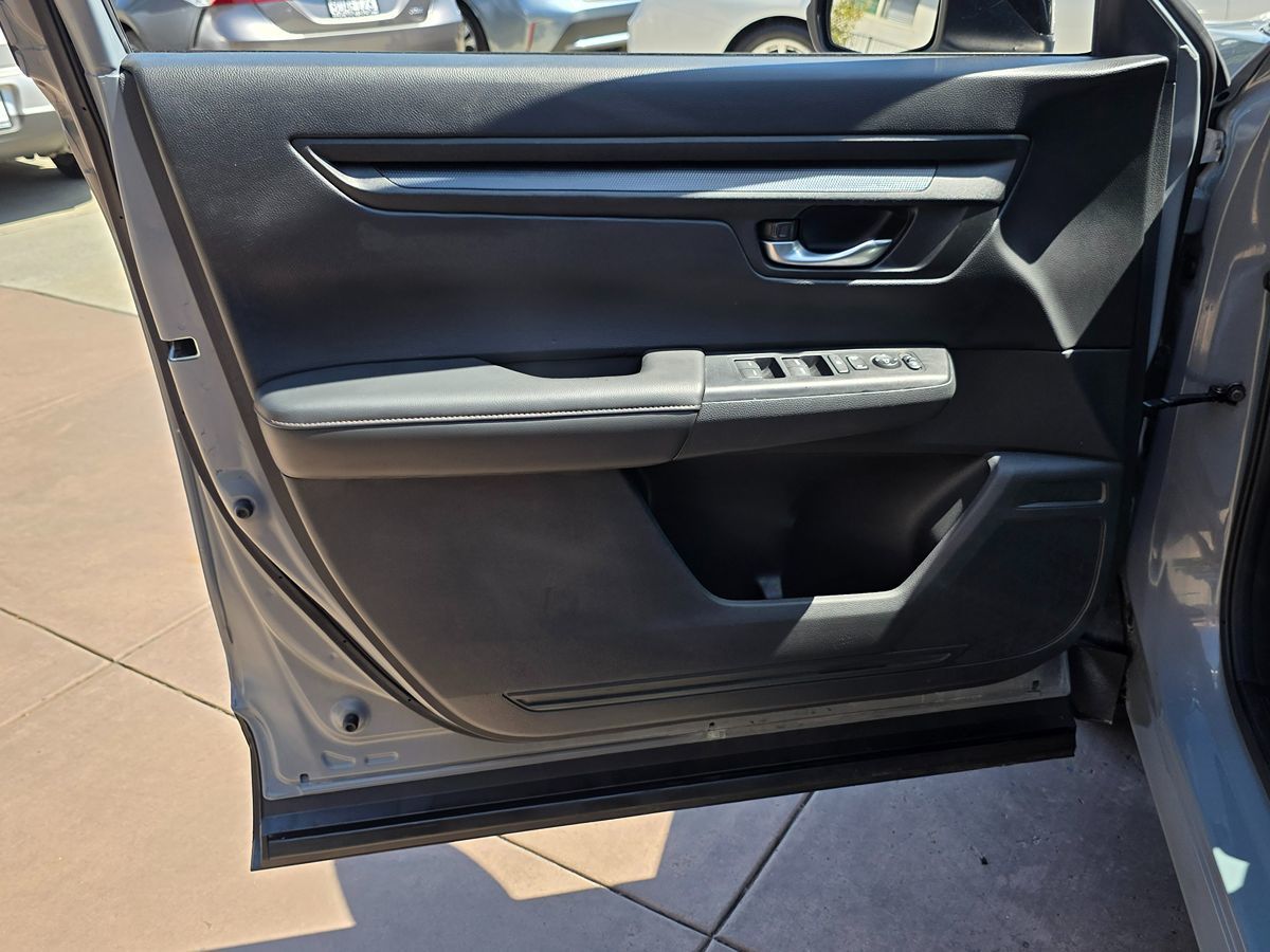 2023 Honda CR-V Hybrid Sport photo 29