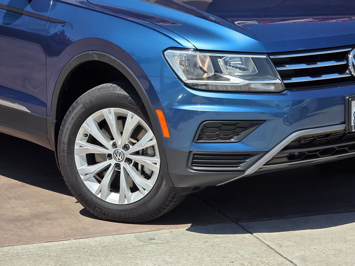 2018 Volkswagen Tiguan SE photo 3