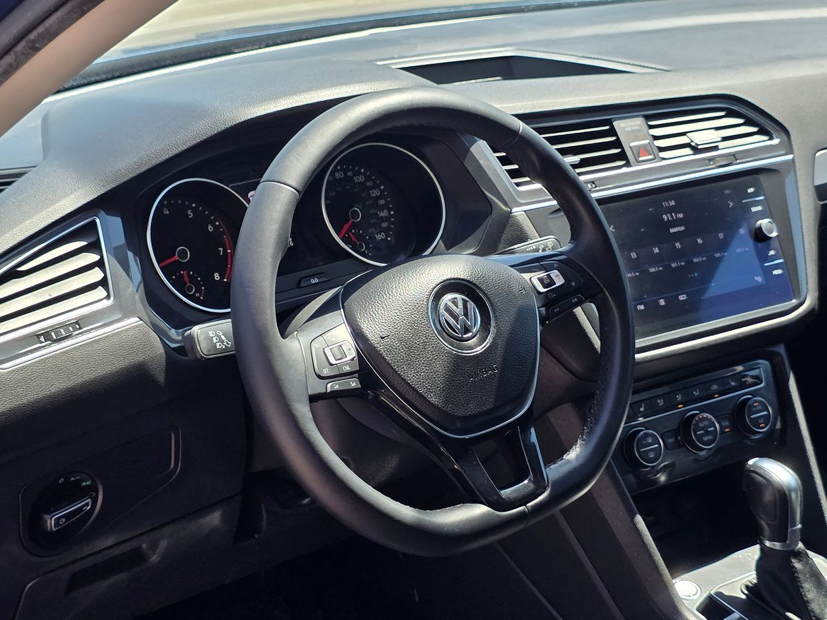 2018 Volkswagen Tiguan SE photo 22