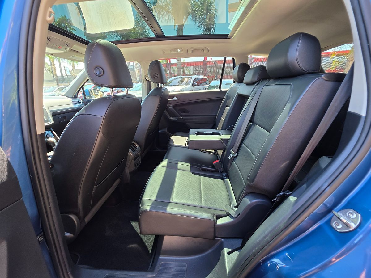 2018 Volkswagen Tiguan SE photo 25